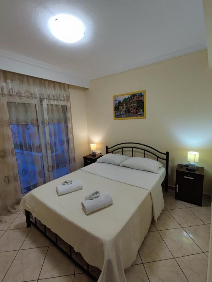 Constanteli Apartment Kavála Eksteriør bilde