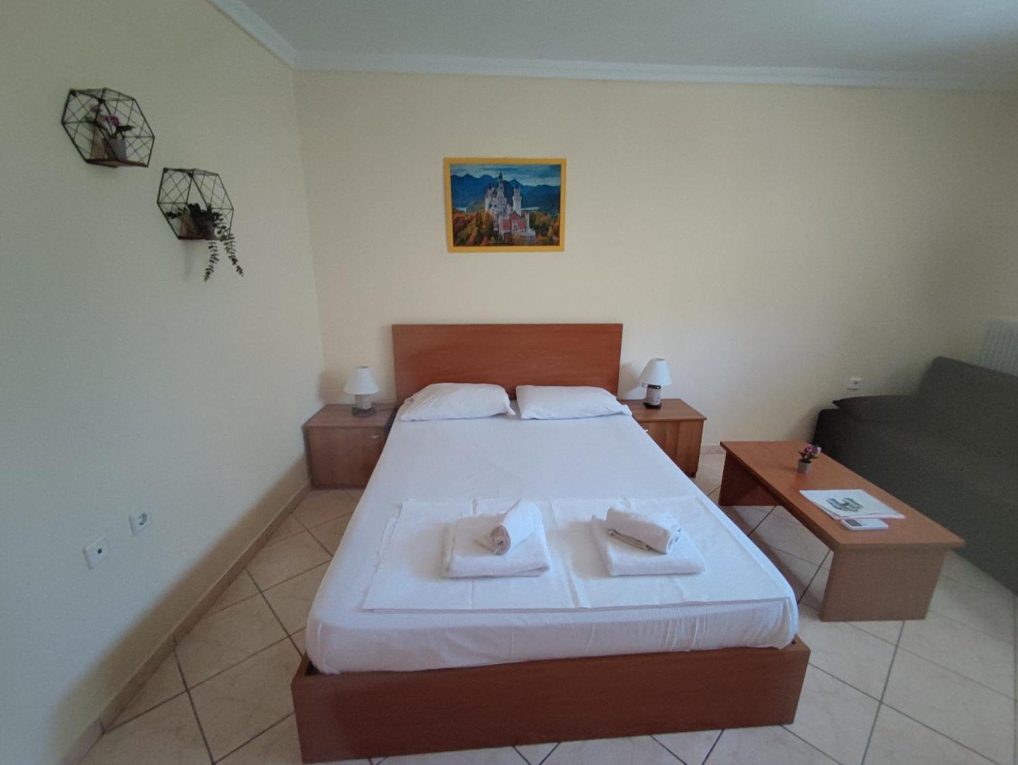 Constanteli Apartment Kavála Eksteriør bilde