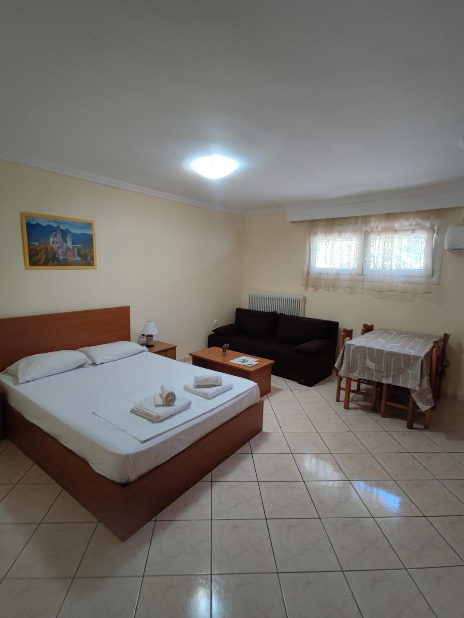 Constanteli Apartment Kavála Eksteriør bilde